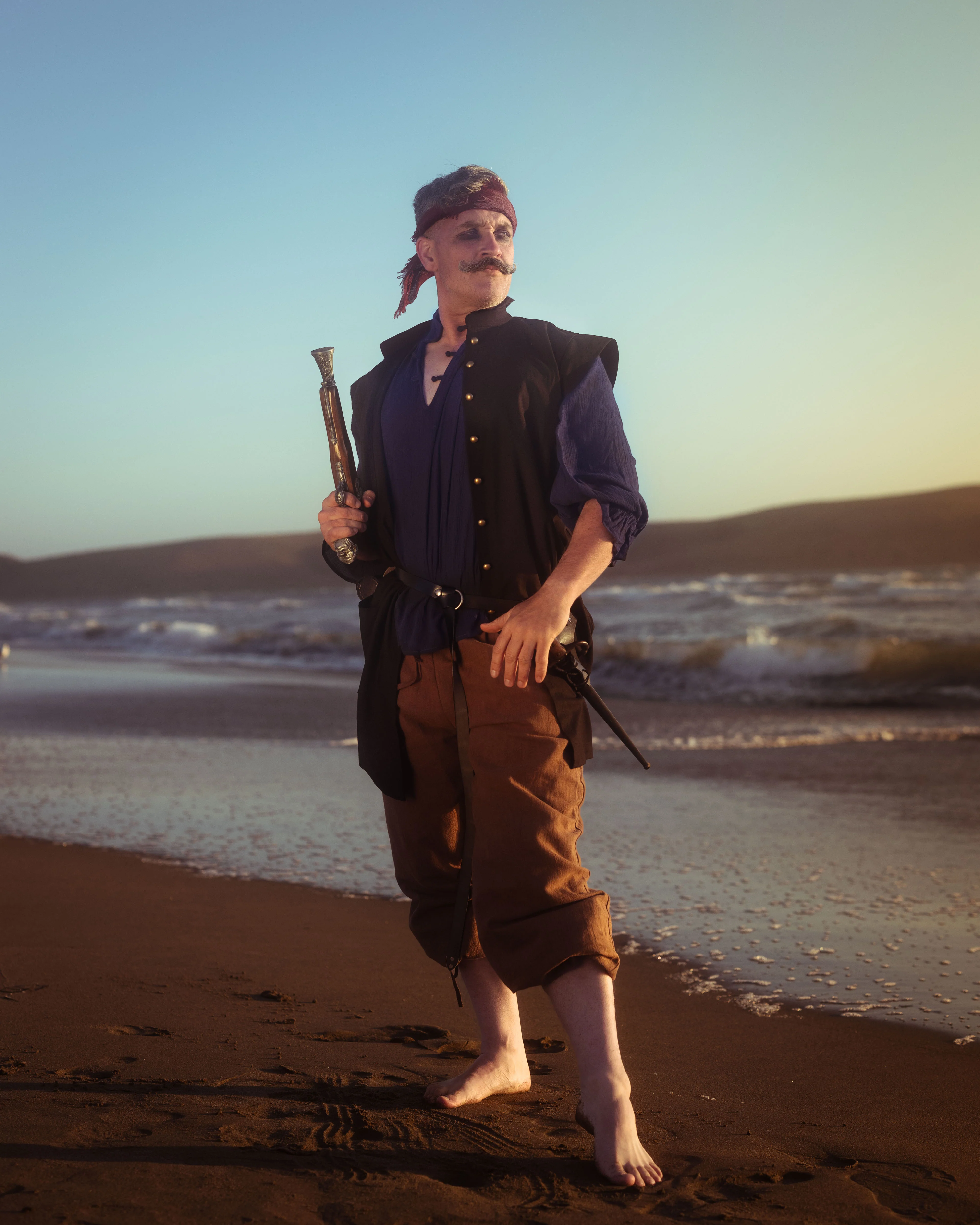 Black Pirate Vest - Image 4