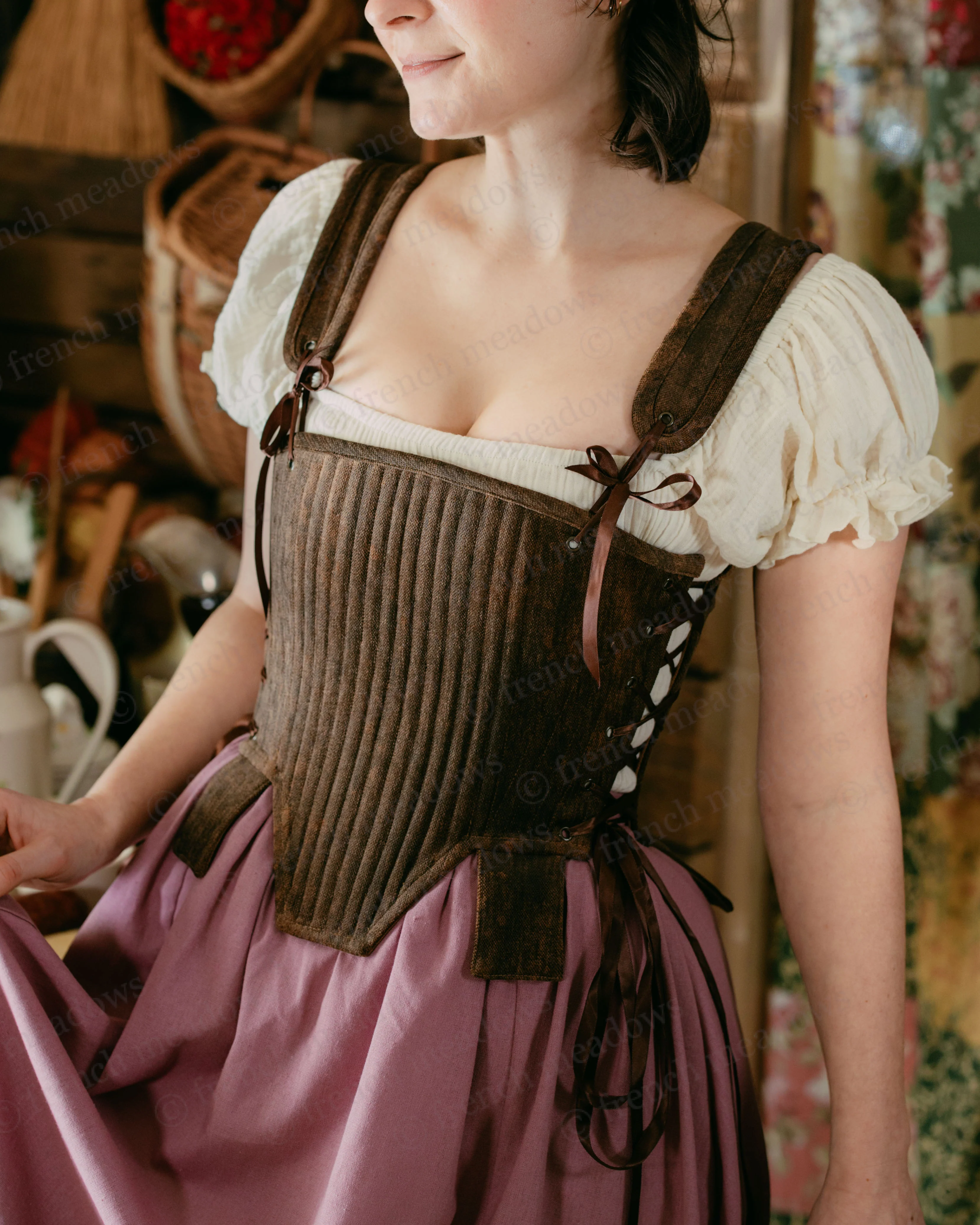 Brown Tabbed Tudor Stays - Image 11