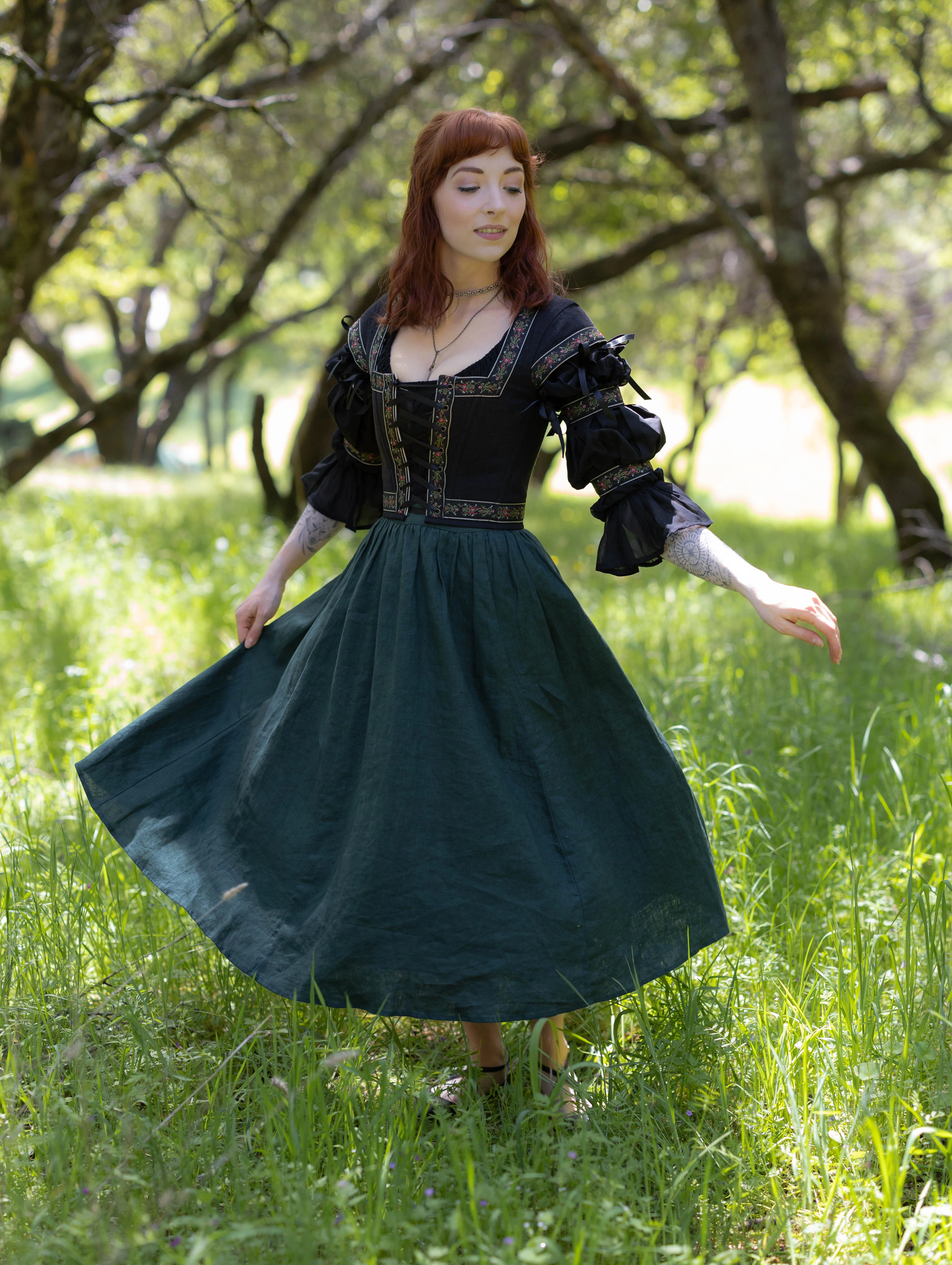 Black Ribbon Folk Bodice - Image 11