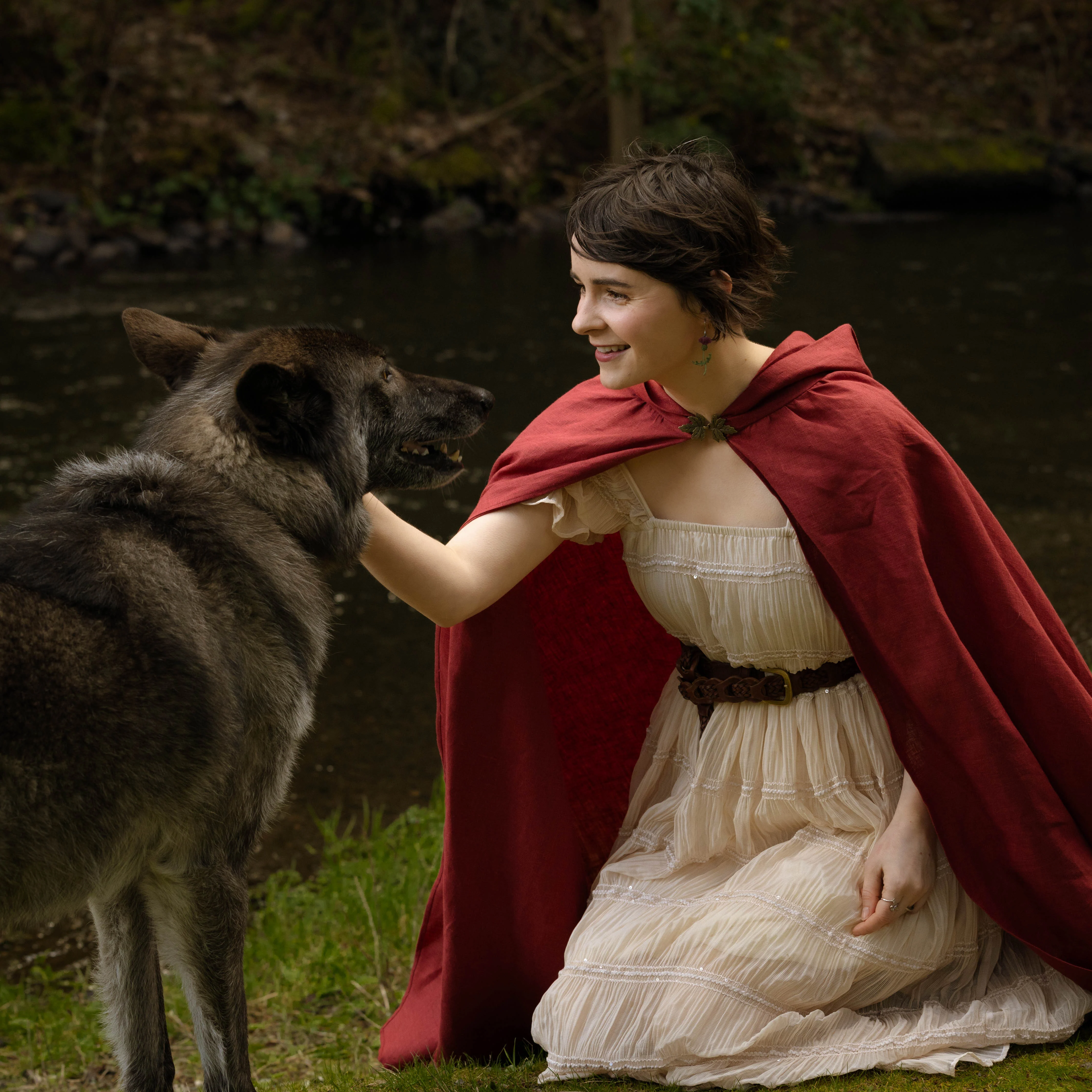Linen Renaissance Cloak - Image 30
