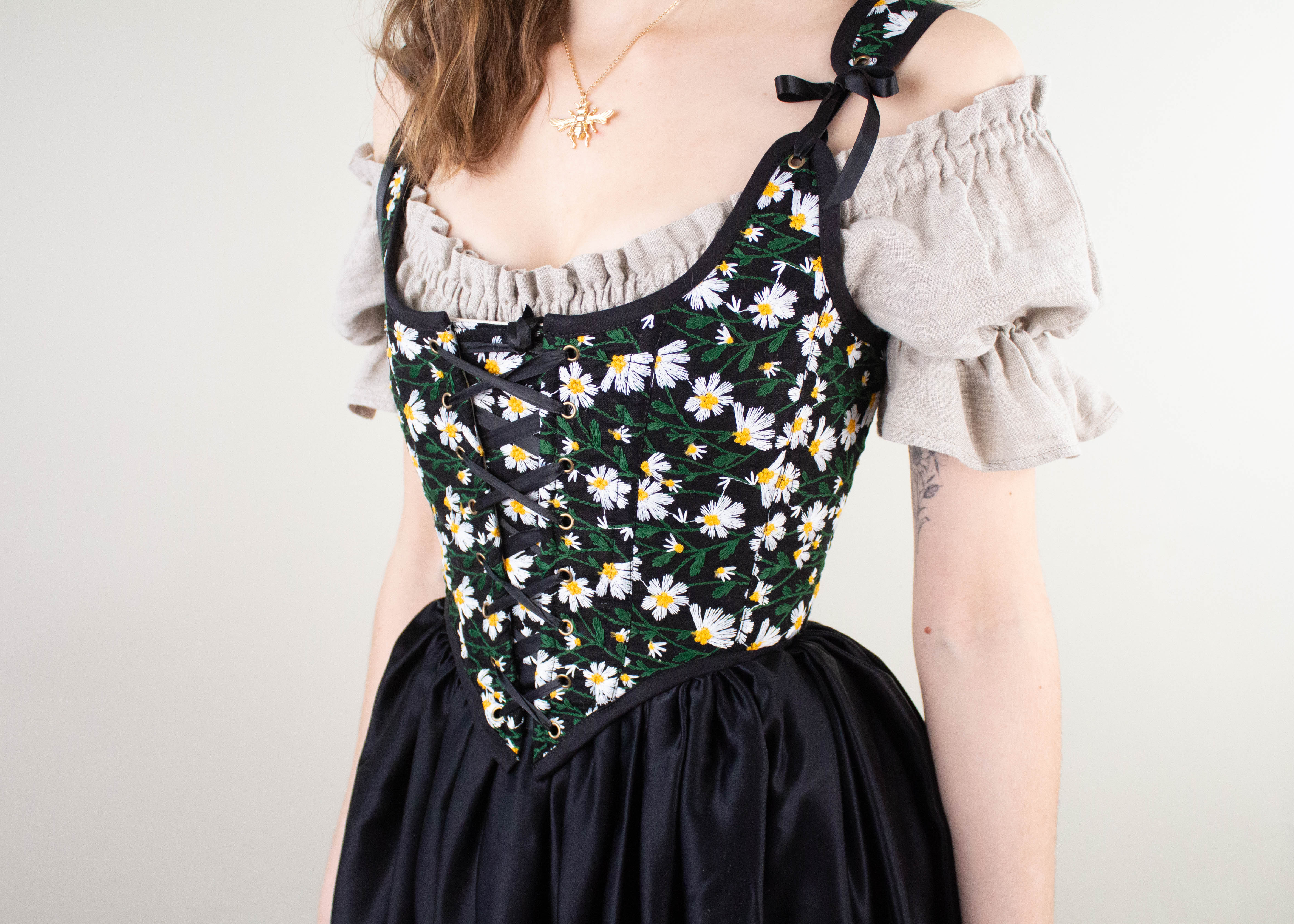 Handmade Black Embroidered Daisies Corset - Image 4