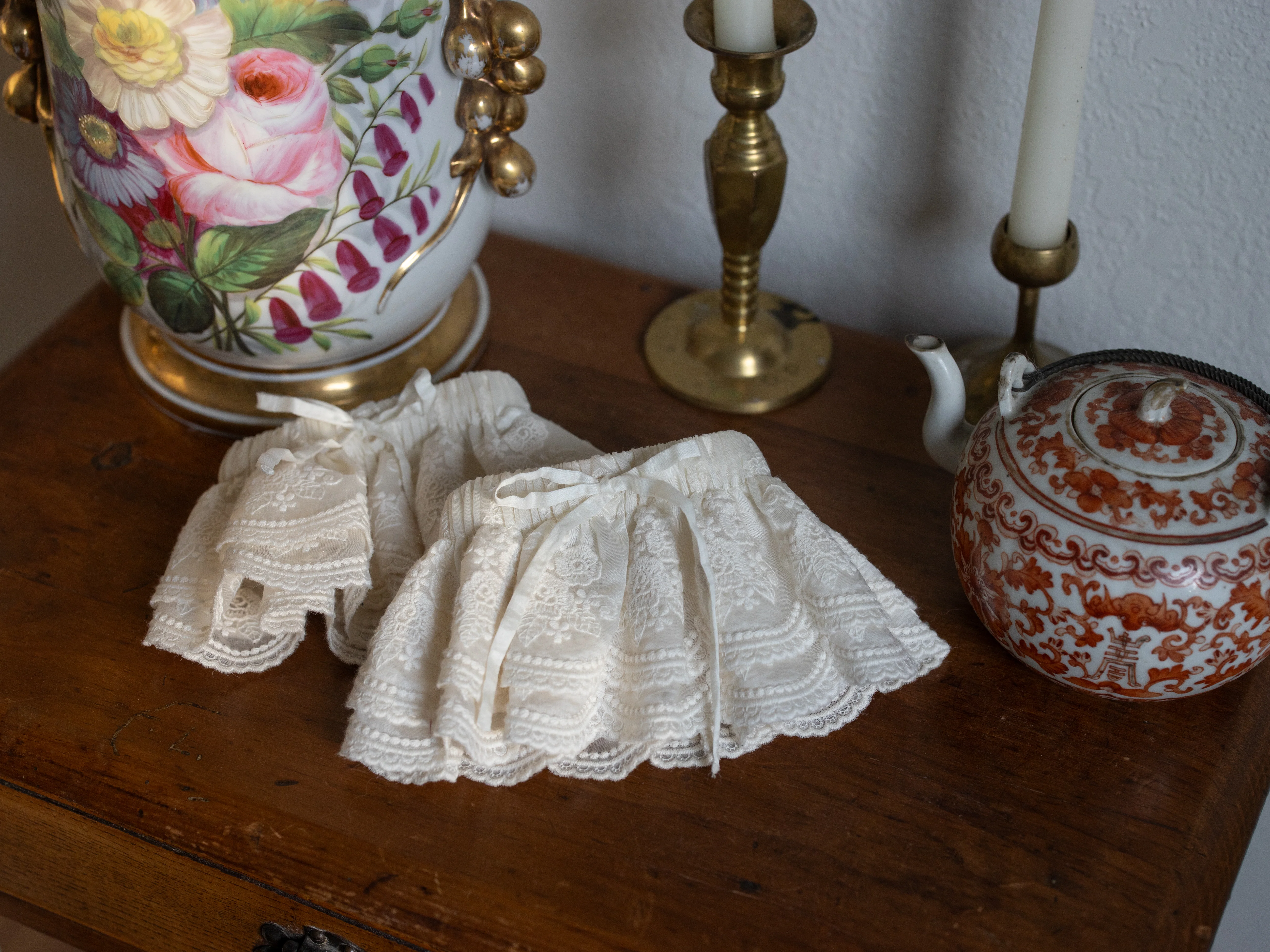 Lacey Ruffle Sleeves - Image 11