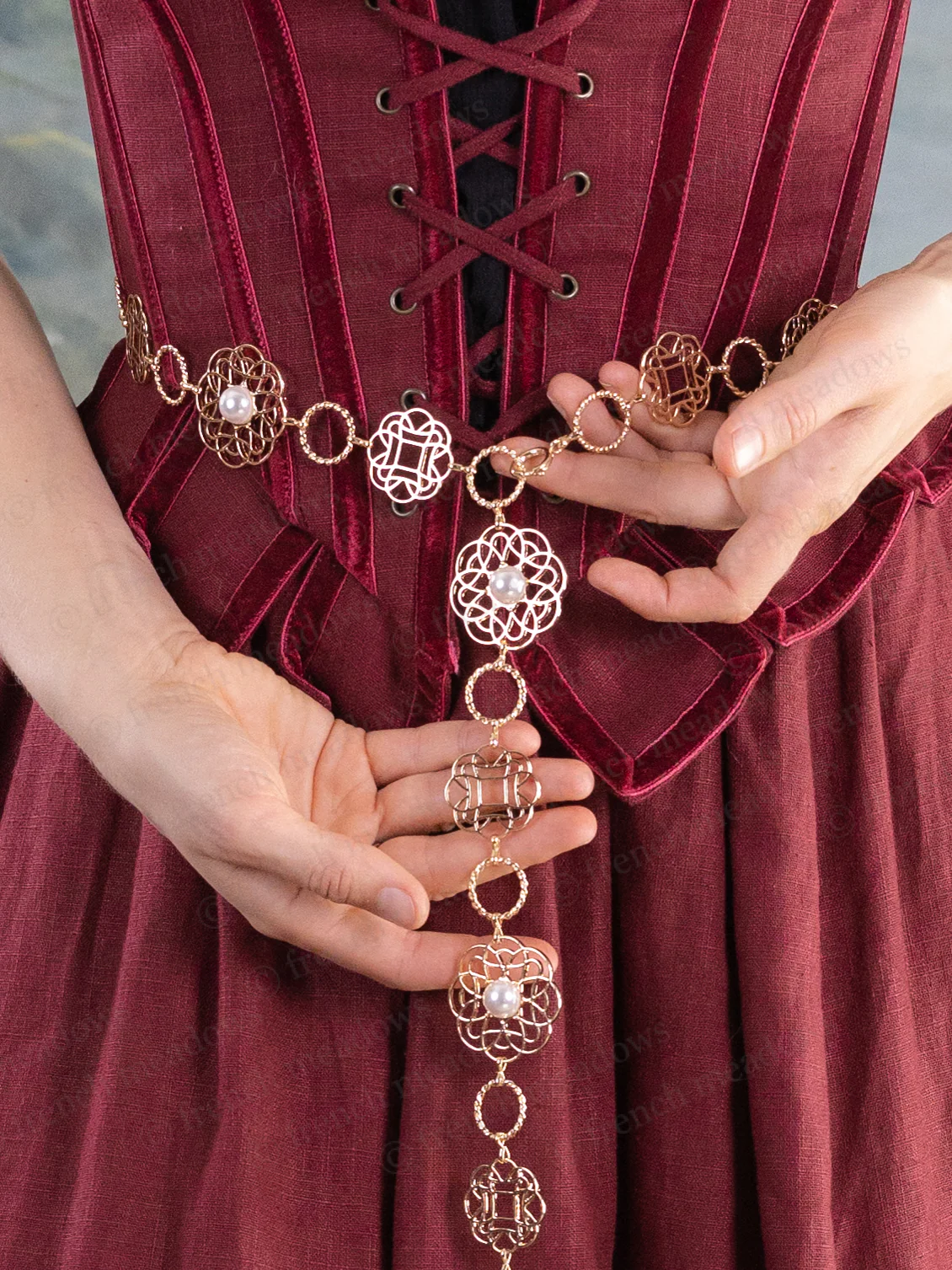 Rosette Medieval Chain Belt - Image 9