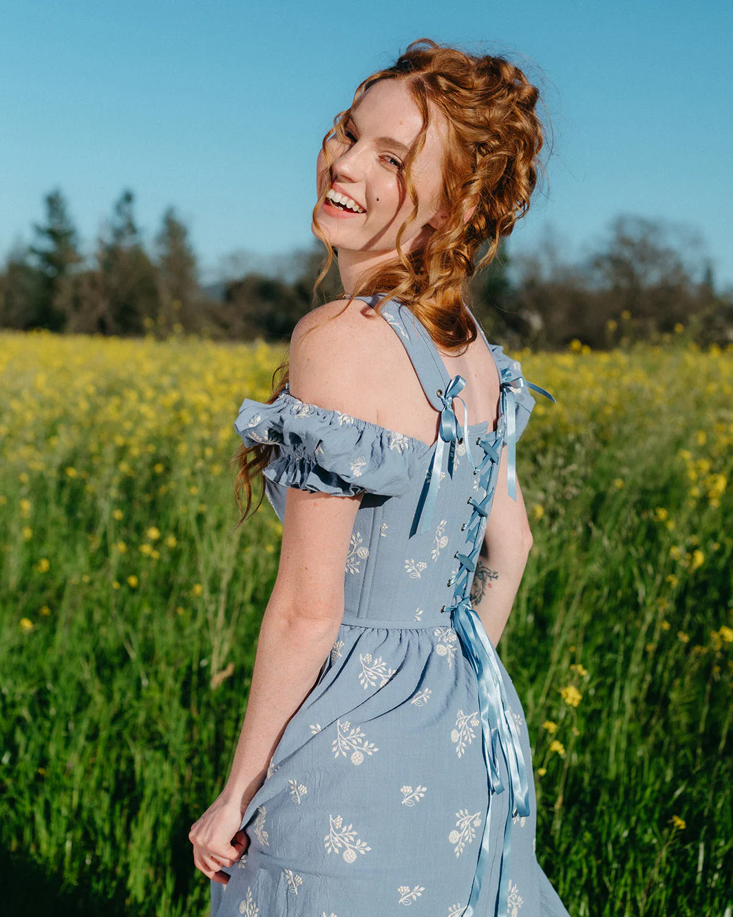 Regency Blue Floral Corset - Image 4
