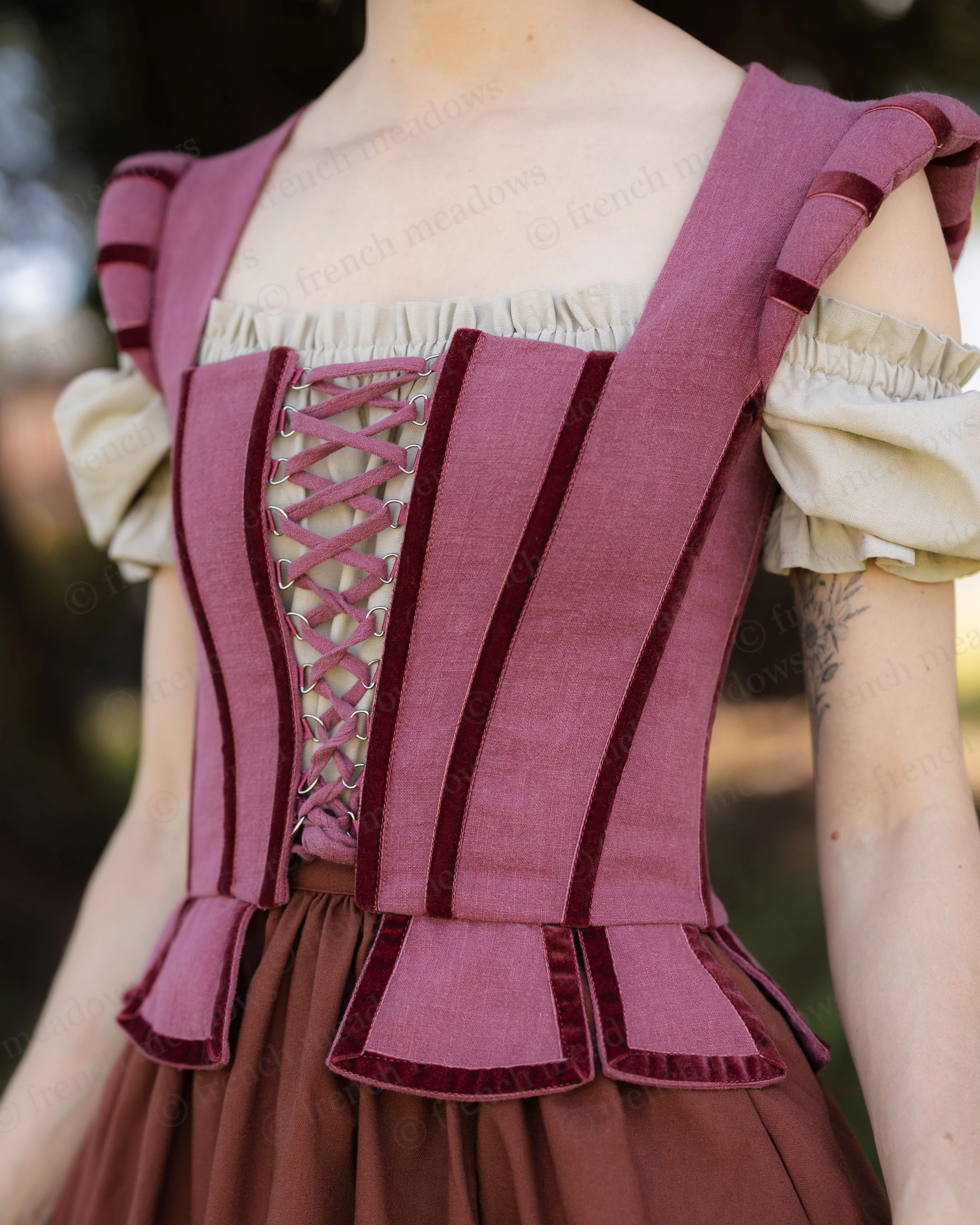 Tavern Bodice - Image 2
