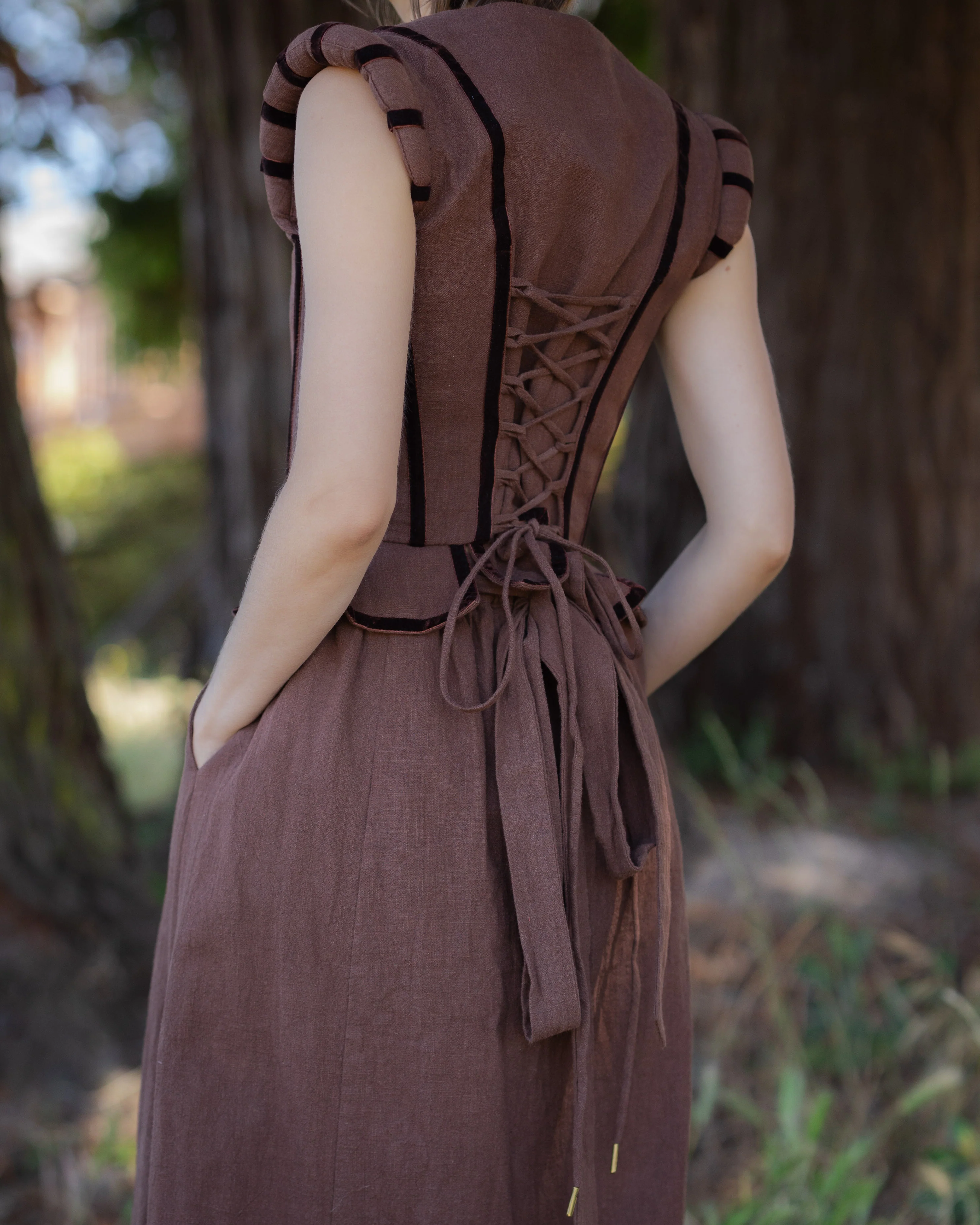Tavern Bodice - Image 20